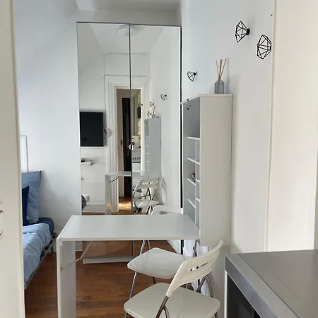 Steps To Arc De Triomphe, 17 Apartamento